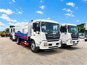 Xe Quét Rác Dongfeng 13 Khối 4 Chổi Quét